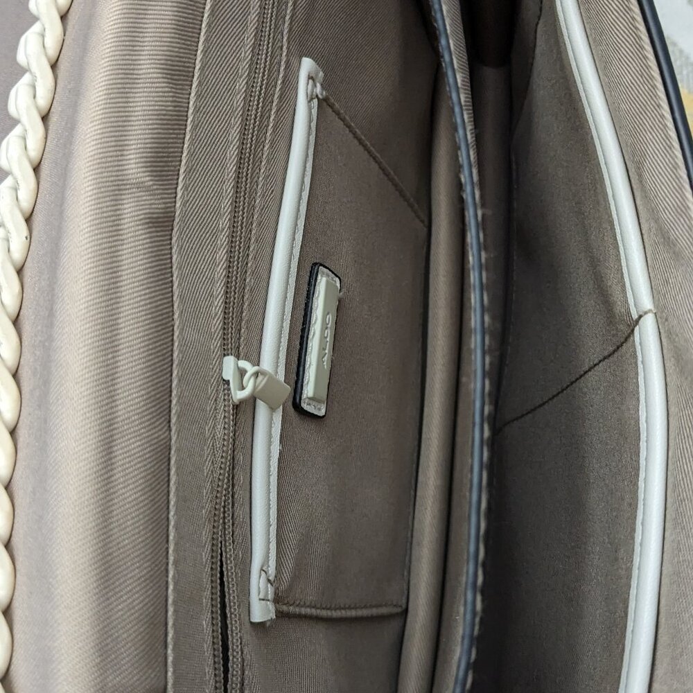 ALDO Greenwald Crossbody Bag Medium White Overflow With Metal Chain - Picture 11 of 16